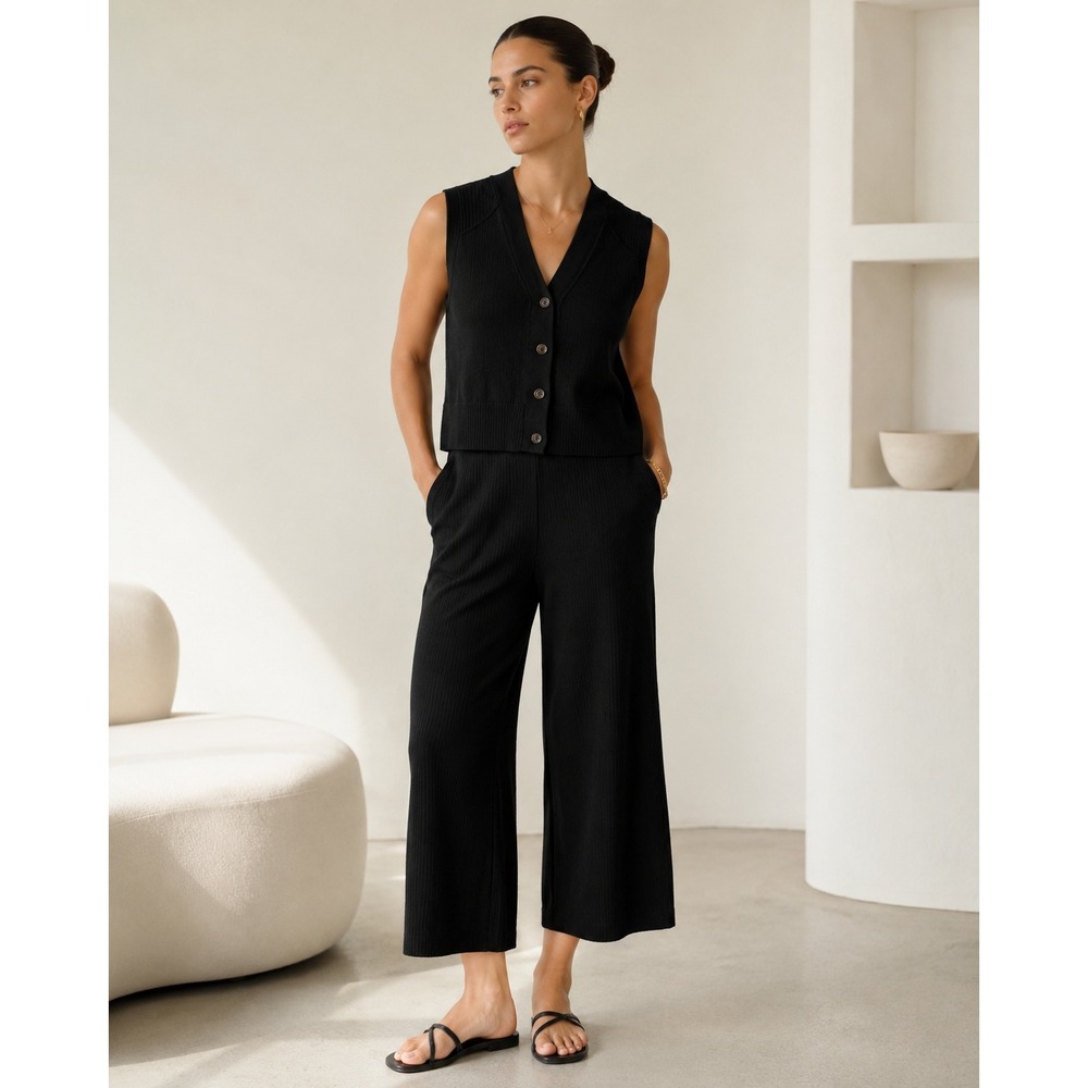 Cyrus Black Ribbed Knit Two-Piece Set Vest & Cropped Wide Leg Pants